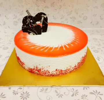 Strawberry cake